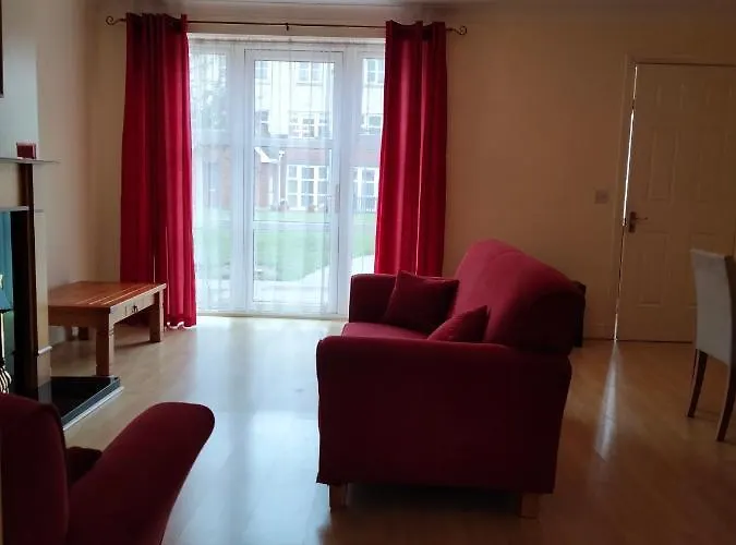 Community Courtyard Lägenhet *